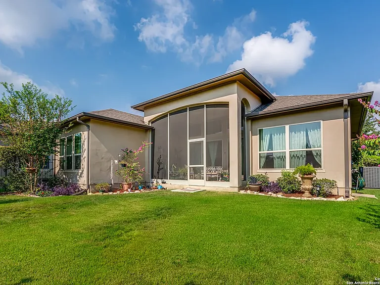 4519 Amorosa Way — Photo 14