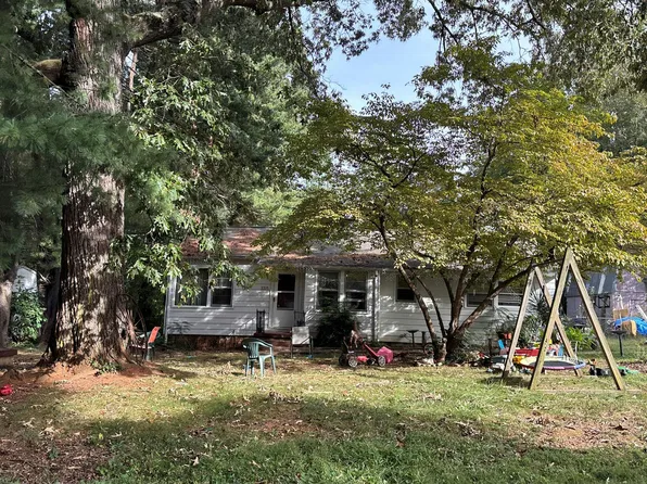 3315 Arlington Dr, Winston Salem, NC 27103