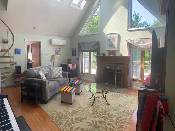 10 Fox Run, Woodridge, NY 12789