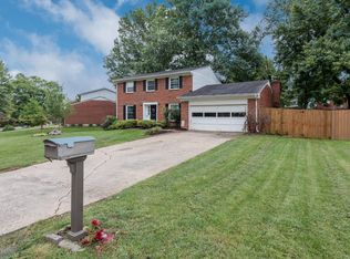 10102 Clearcreek Way, Louisville, KY 40223