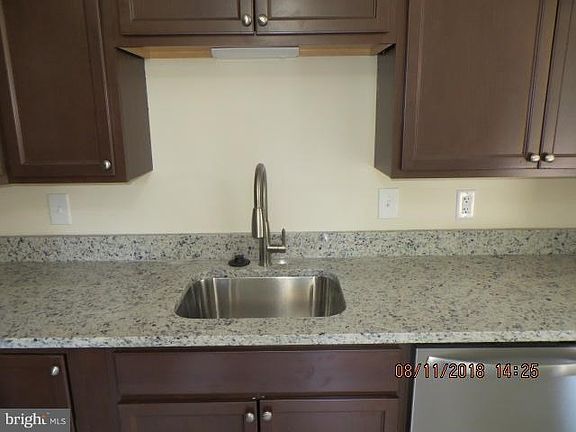 5th image of 7536 Whaler Ct