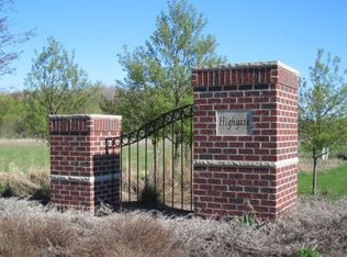 12854 N Highgate Ct, Mequon, WI 53097