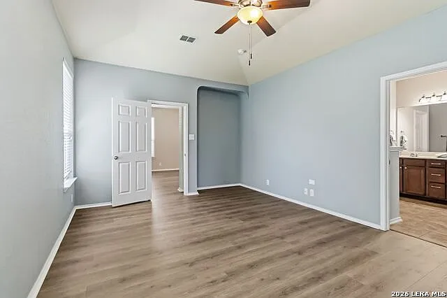 9006 Hubbard Hl — Photo 15