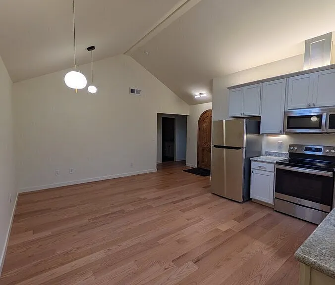 125 Dake Ave #A — Photo 3