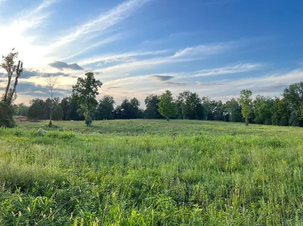 York Hwy, Gainesboro, TN 38562