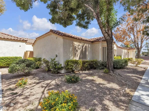 5400 Paul Kurtz Way Unit 105, Las Vegas, NV 89108