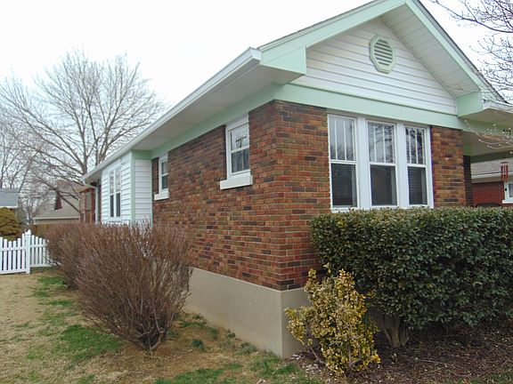2nd image of 879 Minoma Ave