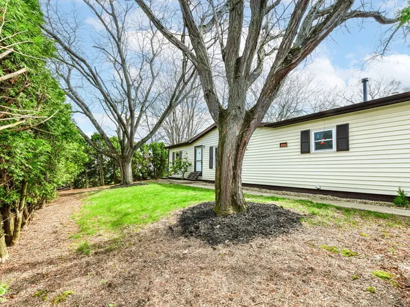 25 Myrenia Ave, Ingalls, IN 46048