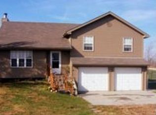 23571 151st St, Leavenworth, KS 66048