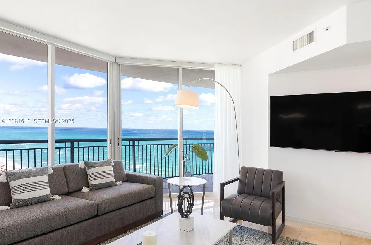 Ocean Point Beach Club Co — Photo 1