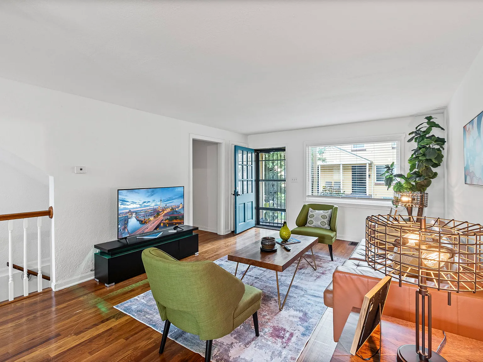 2 bed, 900 sqft, $1,895 — Photo 4