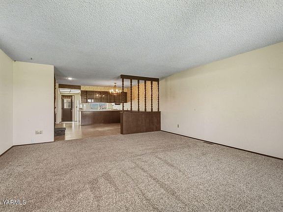 3rd image of 215 N 56th Ave APT 25