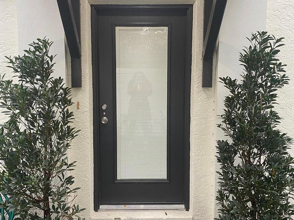 1st image of 413 S Melville Ave #B