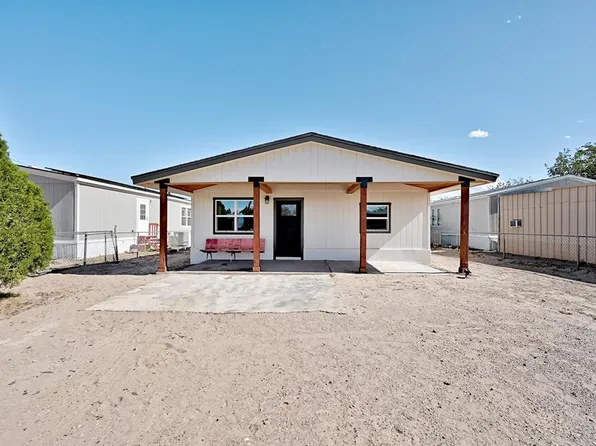 1115 W Paris St, Marfa, TX 79843