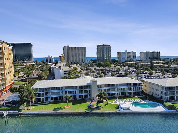 4th image of 801 N Riverside Drive #4b