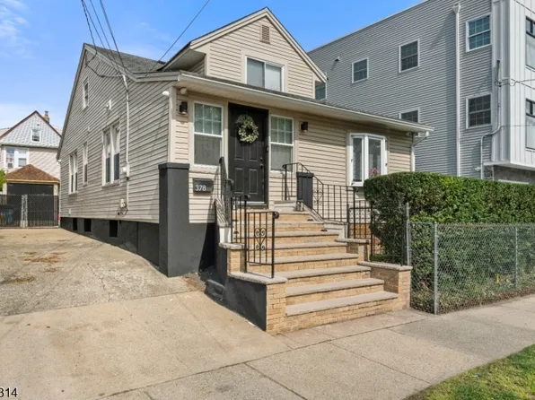 374 E 27Th St, Paterson City, NJ 07514