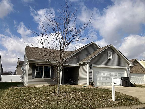 4th image of 2015 Red Oak Ct