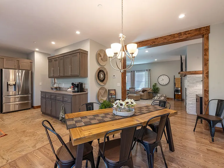 313 Vasquez Rd — Photo 16