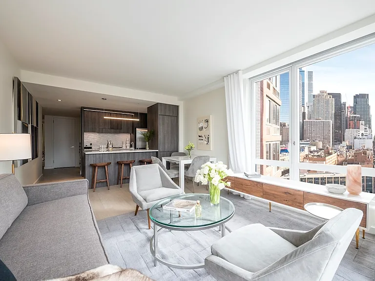 525 W 52nd St #14GS — Photo 15