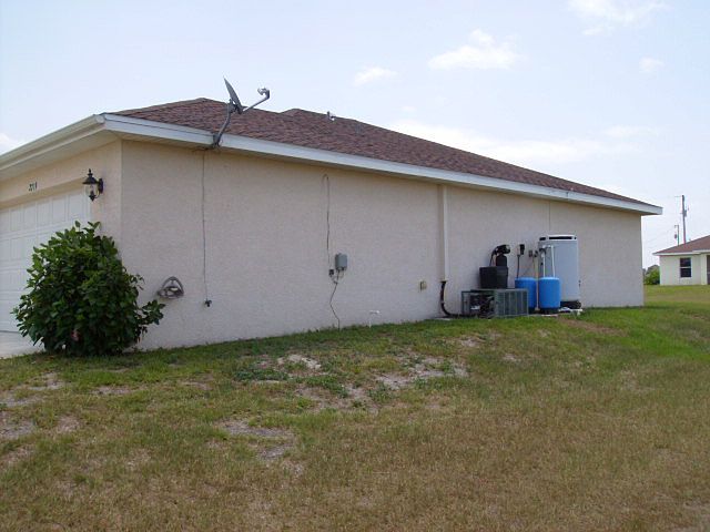 2nd image of 2719 30th St SW