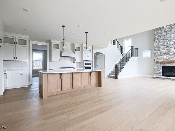 2nd image of 32584 Royal Troon Dr