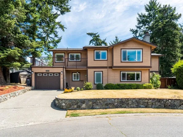 4255 Moorpark Pl, Saanich, BC V8Z 6N9