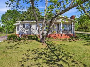 661 Arlington Rd, Greer, SC 29651