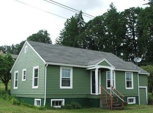 229 SW Maple St, Willamina, OR 97396