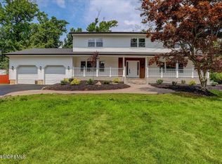 4 Kelton Pl, Manalapan, NJ 07726