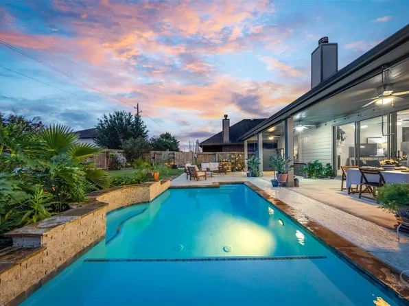 3807 Keatings Lagoon Ct, Katy, TX 77494