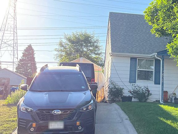 5th image of 1520 S Quivas St