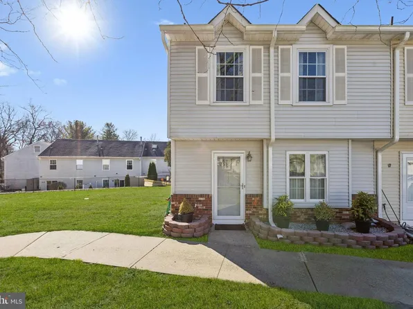 117 Joan Ct, Jackson, NJ 08527