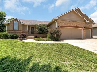 1229 S Threewood St, Wichita, KS 67235