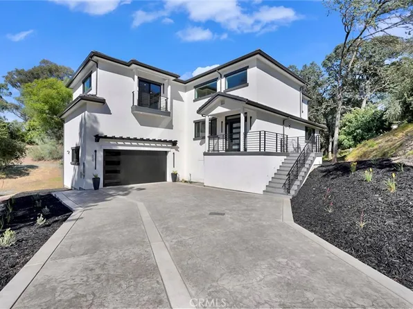 805 Lode Ct, Valley Springs, CA 95252
