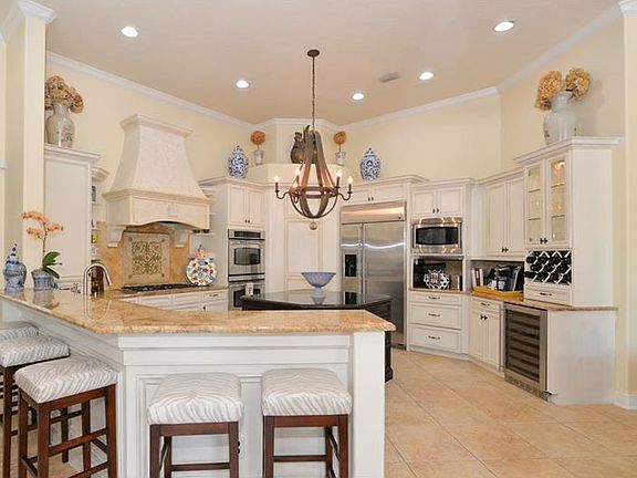 5th image of 4030 Bermuda Grove Pl