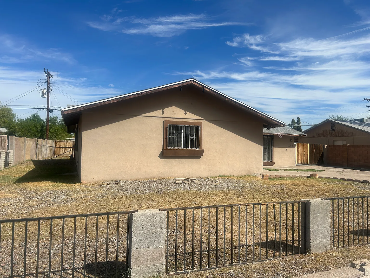 4 bed, 2.0 bath, 1706 sqft, $1,795 — Photo 3