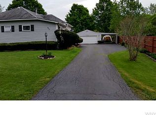 217 Three Rod Rd, Alden, NY 14004