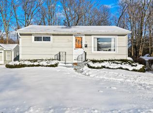 6 Grant Ave, Plainville, CT 06062