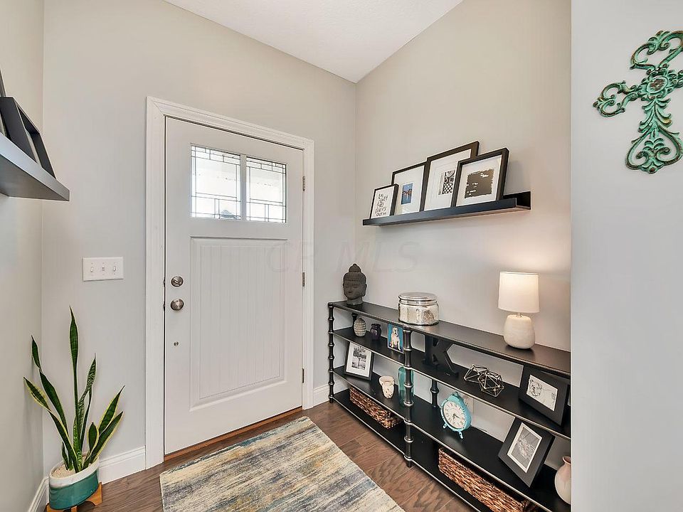 1st image of 10507 Hazelnut Dr