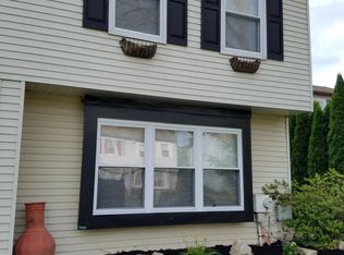 11 Fieldstone Ln, Horsham, PA 19044