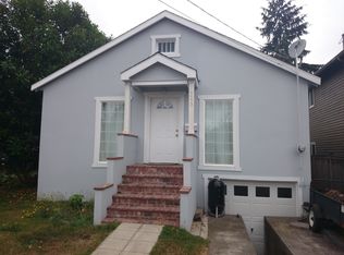 3243 Walnut Ave SW, Seattle, WA 98116