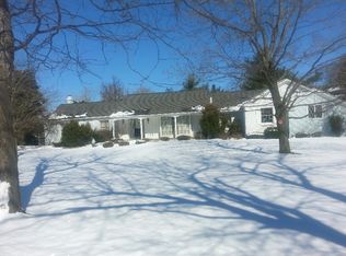 131 Chapel Woods, Buffalo, NY 14221