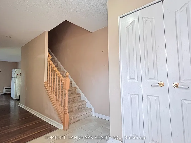 403 Keats Way #2 — Photo 6