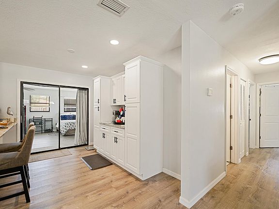5th image of 29 Firtree Ln