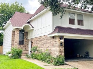 33 Cypress Grove Ct, New Orleans, LA 70131