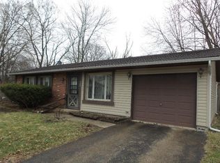 124 Grove Ct, Bolingbrook, IL 60440