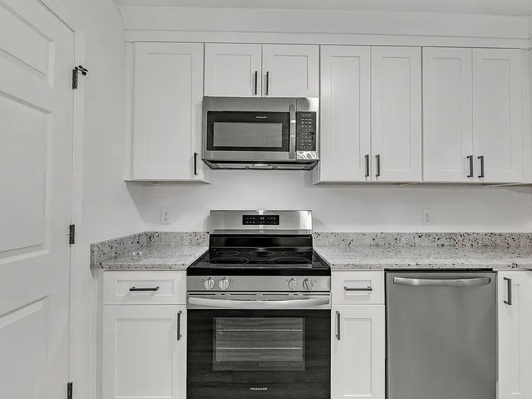 104 N Franklin St #106 — Photo 12