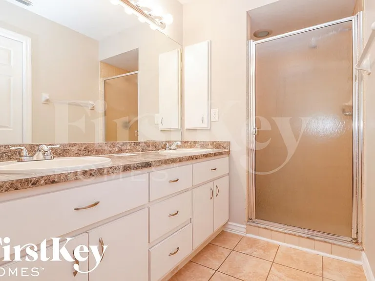 18421 Columbine Rd — Photo 10
