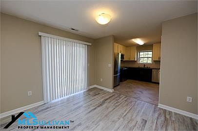 4th image of 608 Edenberry Dr