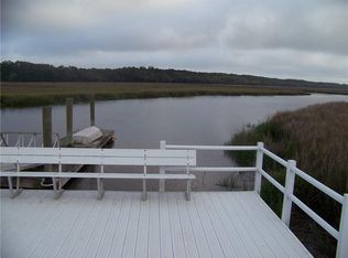 102 Jones Creek Dr, Saint Simons Island, GA 31522
